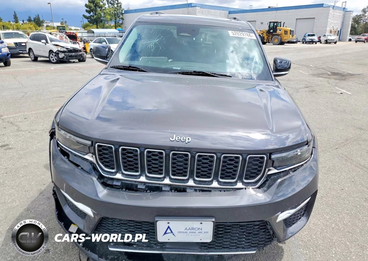 2023 Jeep Grand Cherokee Limited 4Xe VIN:1C4RJYB63PC582222 - 5