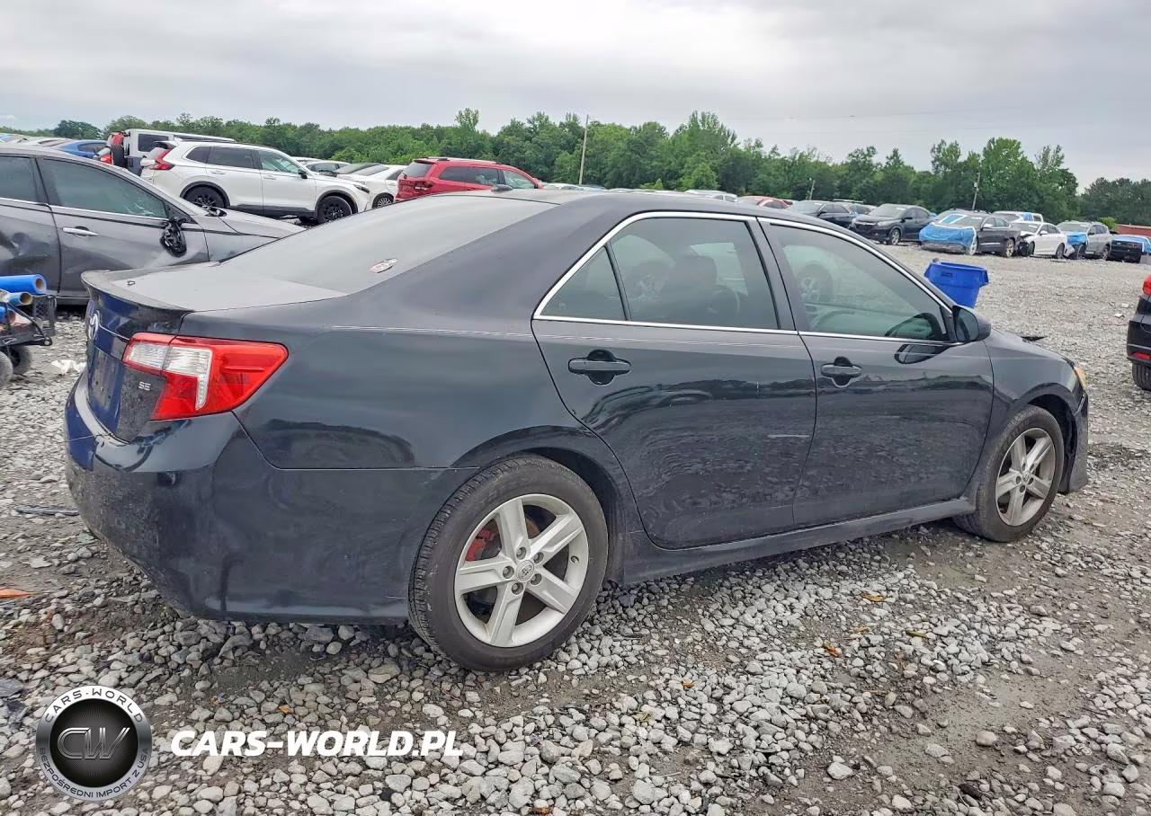 2014 Toyota Camry Se VIN:4T1BF1FK2EU805502 - 3