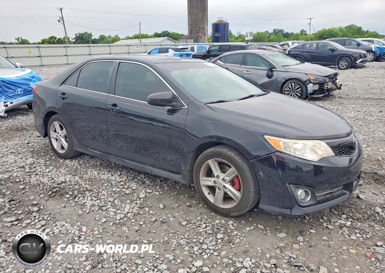 2014 Toyota Camry Se VIN:4T1BF1FK2EU805502 - 4