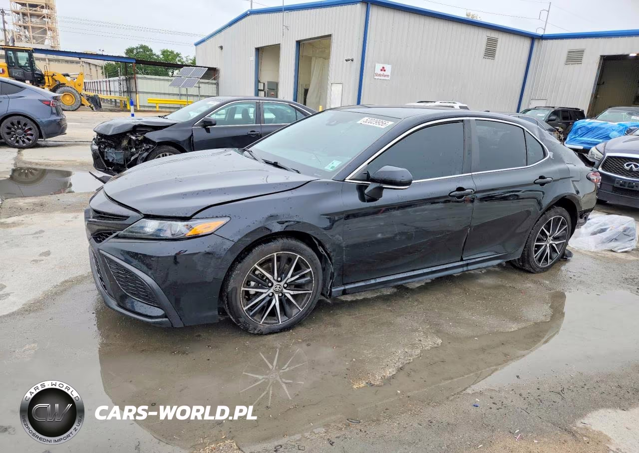 2024 Toyota Camry Se – zdjęcie 1 z 12