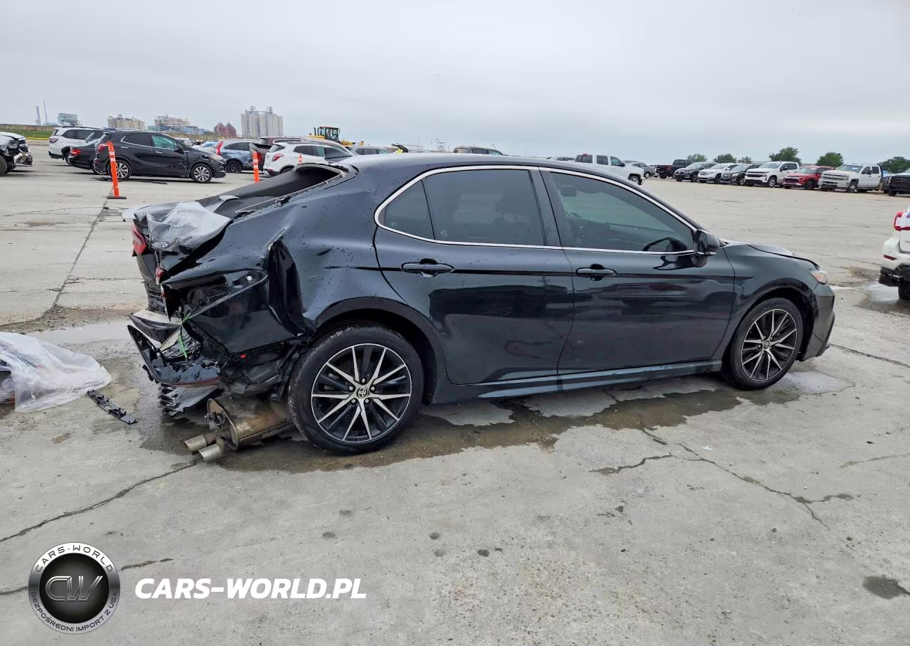 2024 Toyota Camry Se VIN:4T1G11AK0RU877803 - 3