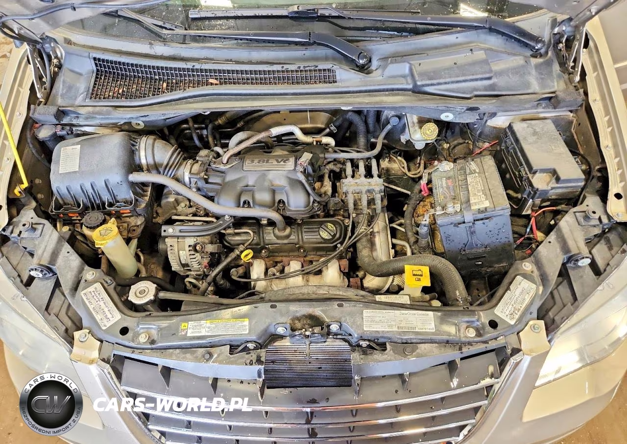 2008 Chrysler Town & Country Touring VIN:2A8HR54P68R635344 - 12