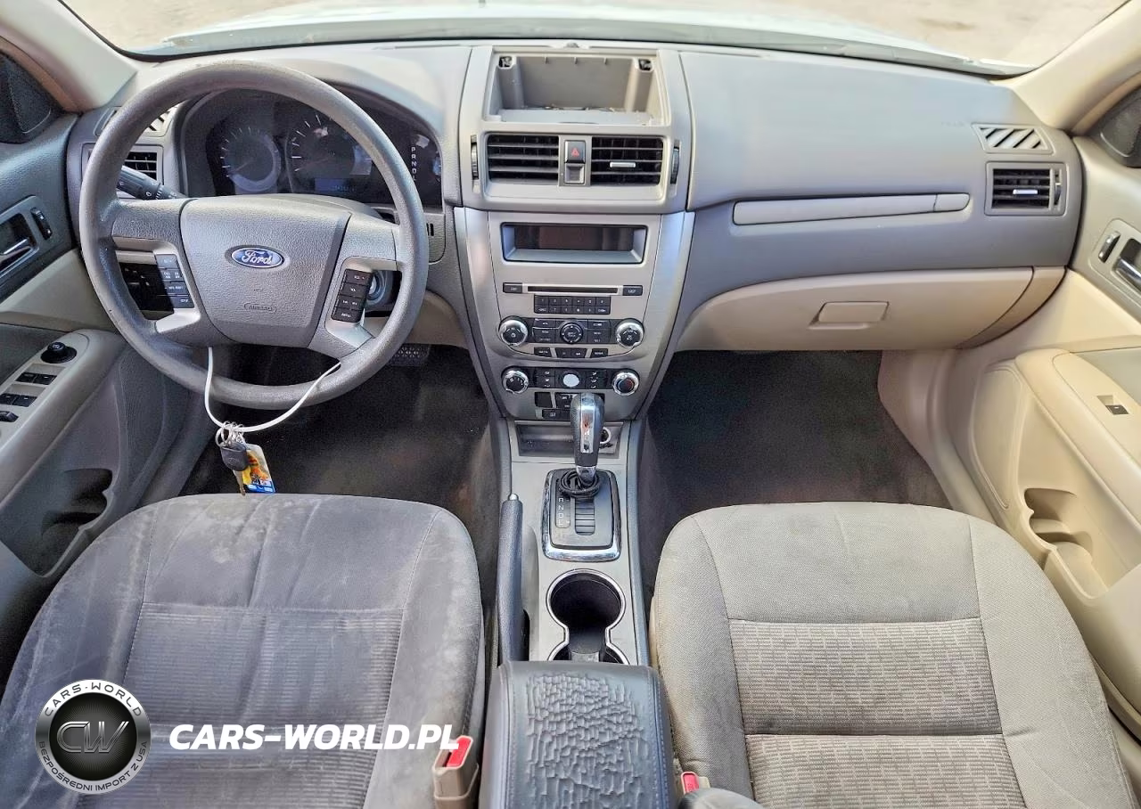 2012 Ford Fusion Se VIN:3FAHP0HA8CR145826 - 8