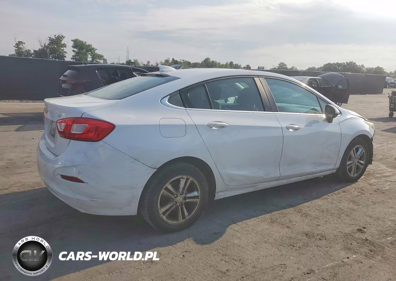 2016 Chevrolet Cruze Lt VIN:1G1BE5SMXG7320444 - 3