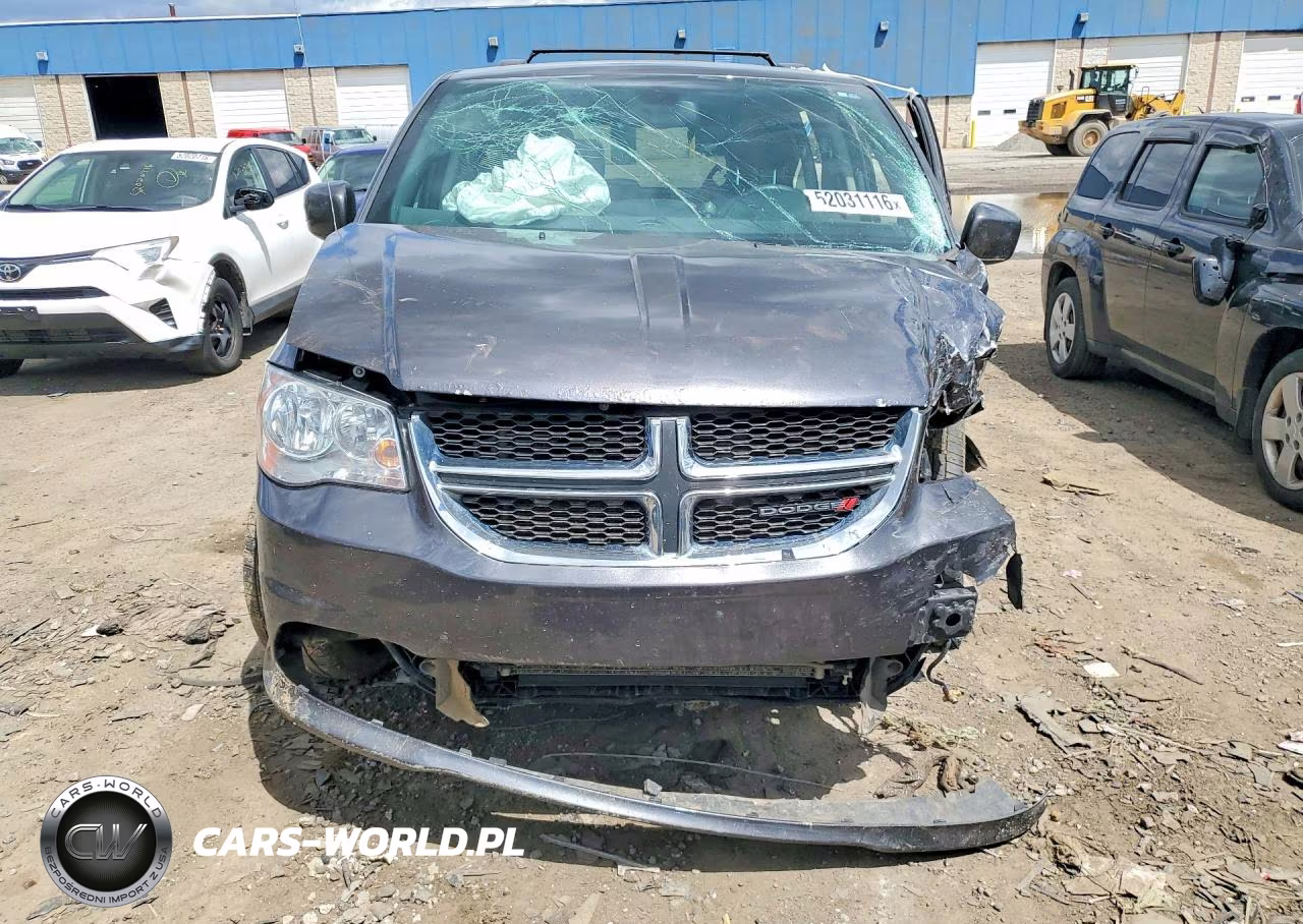 2018 Dodge Grand Caravan Sxt VIN:2C4RDGCG5JR309743 - 5