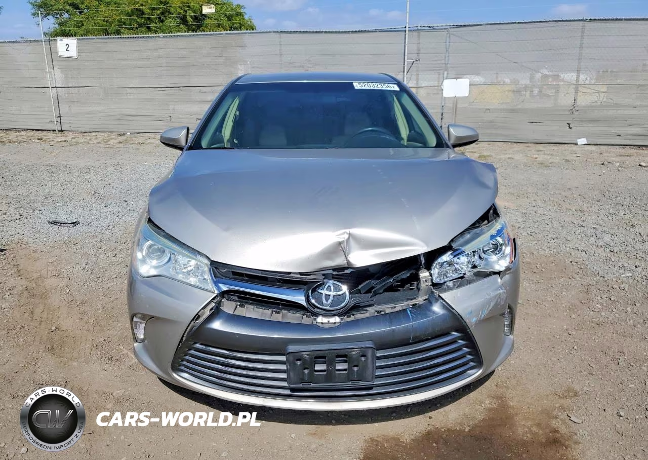 2015 Toyota Camry Le VIN:4T1BF1FK8FU105095 - 5