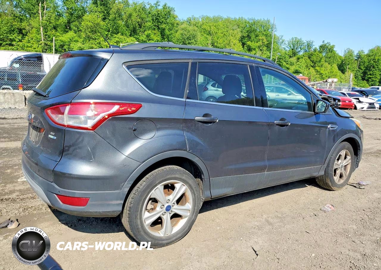 2016 Ford Escape Se VIN:1FMCU9GXXGUB28270 - 3