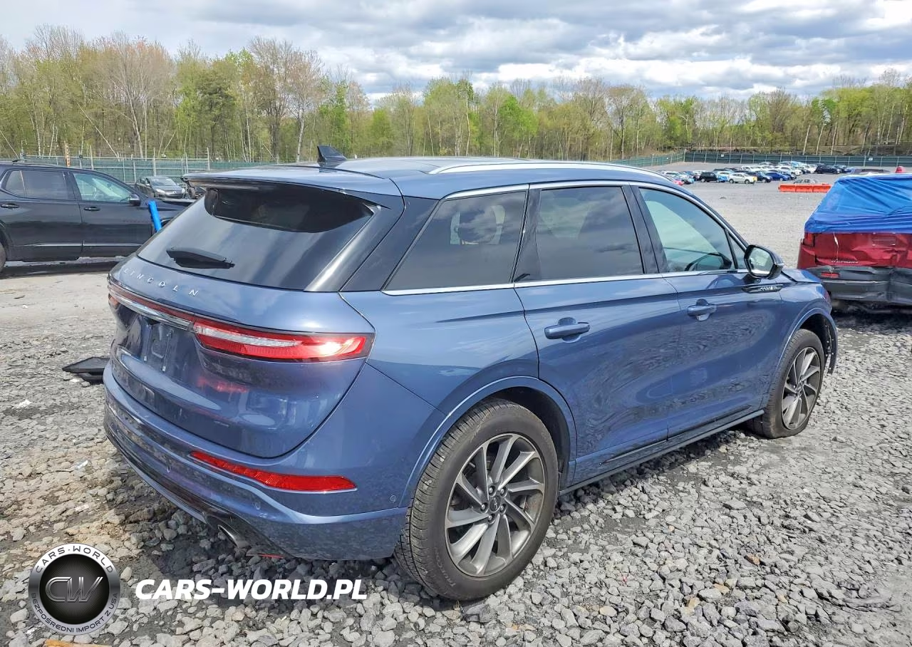 2022 Lincoln Corsair Grand Touring VIN:5LMTJ5DZ5NUL32086 - 3