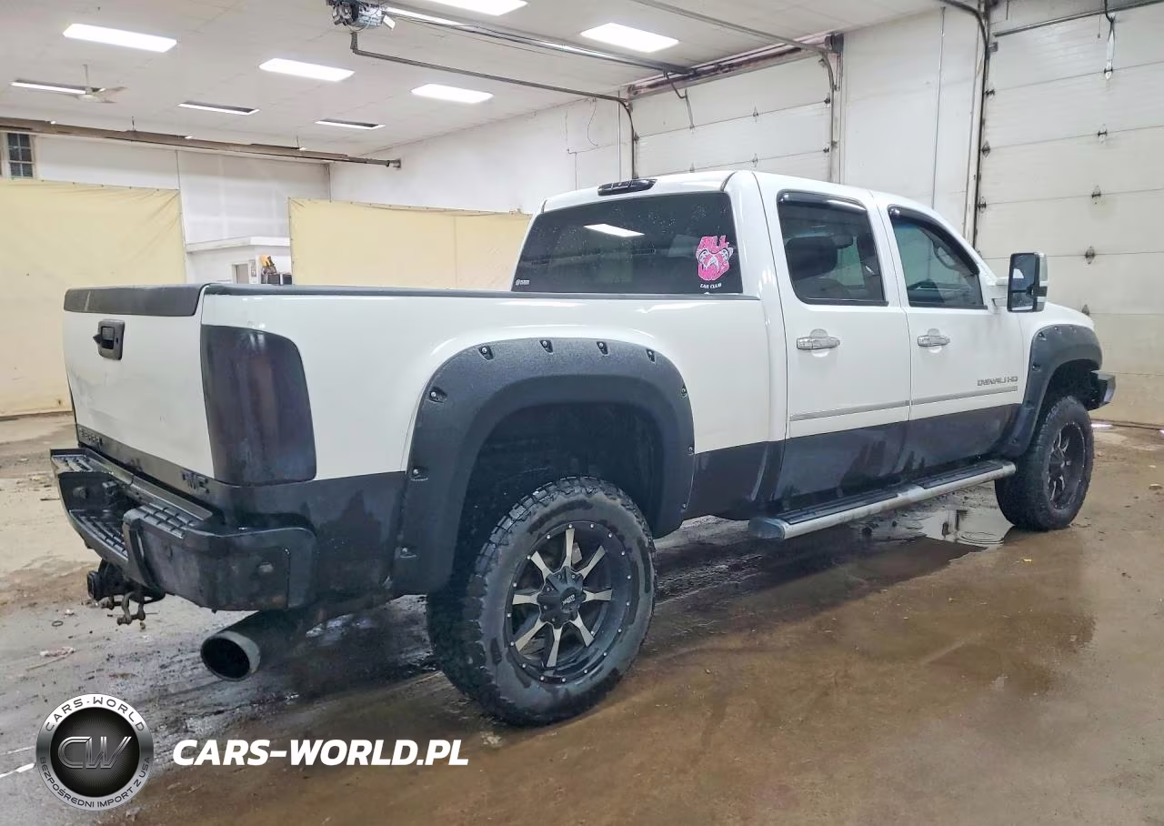2011 GMC Sierra K3500 Denali VIN:1GT426C87BF150879 - 3