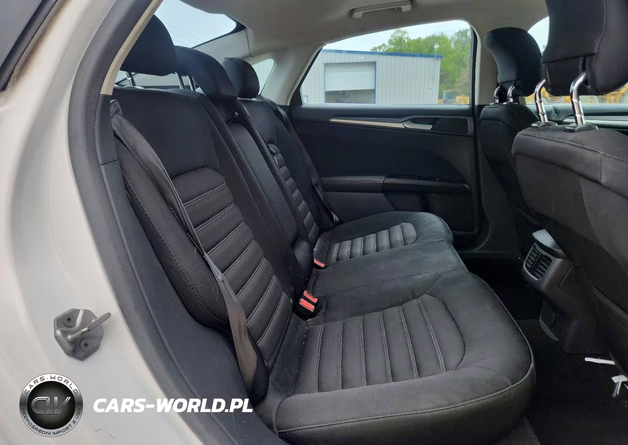 2014 Ford Fusion Se VIN:1FA6P0H77E5360020 - 10
