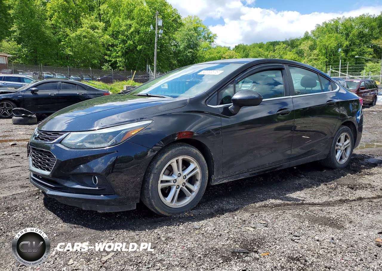 2017 Chevrolet Cruze Lt – zdjęcie 1 z 12