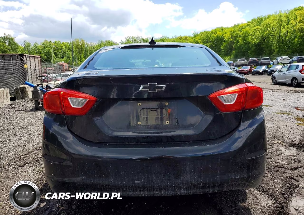 2017 Chevrolet Cruze Lt VIN:1G1BE5SM7H7102026 - 6