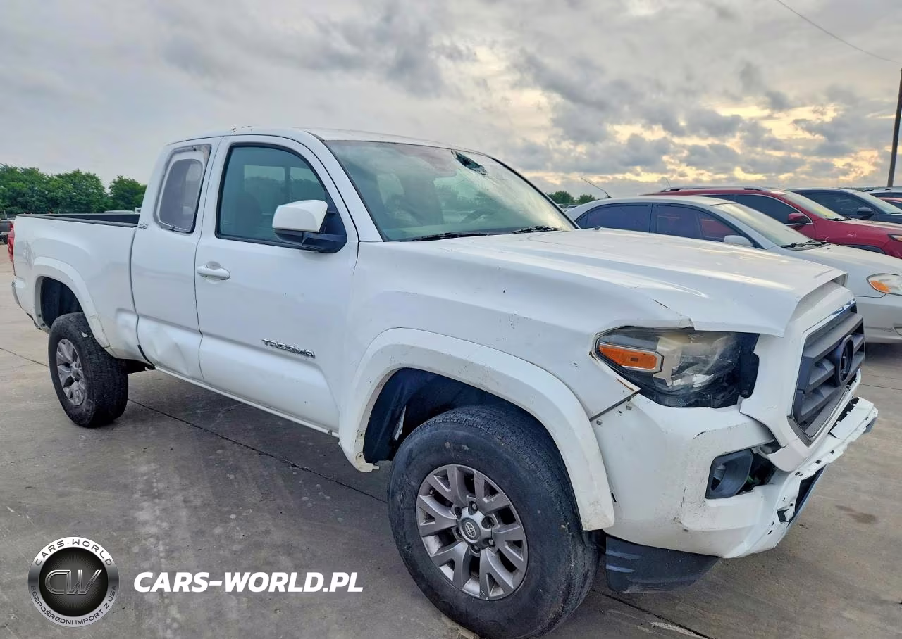 2018 Toyota Tacoma Sr5 VIN:5TFRX5GNXJX120995 - 4