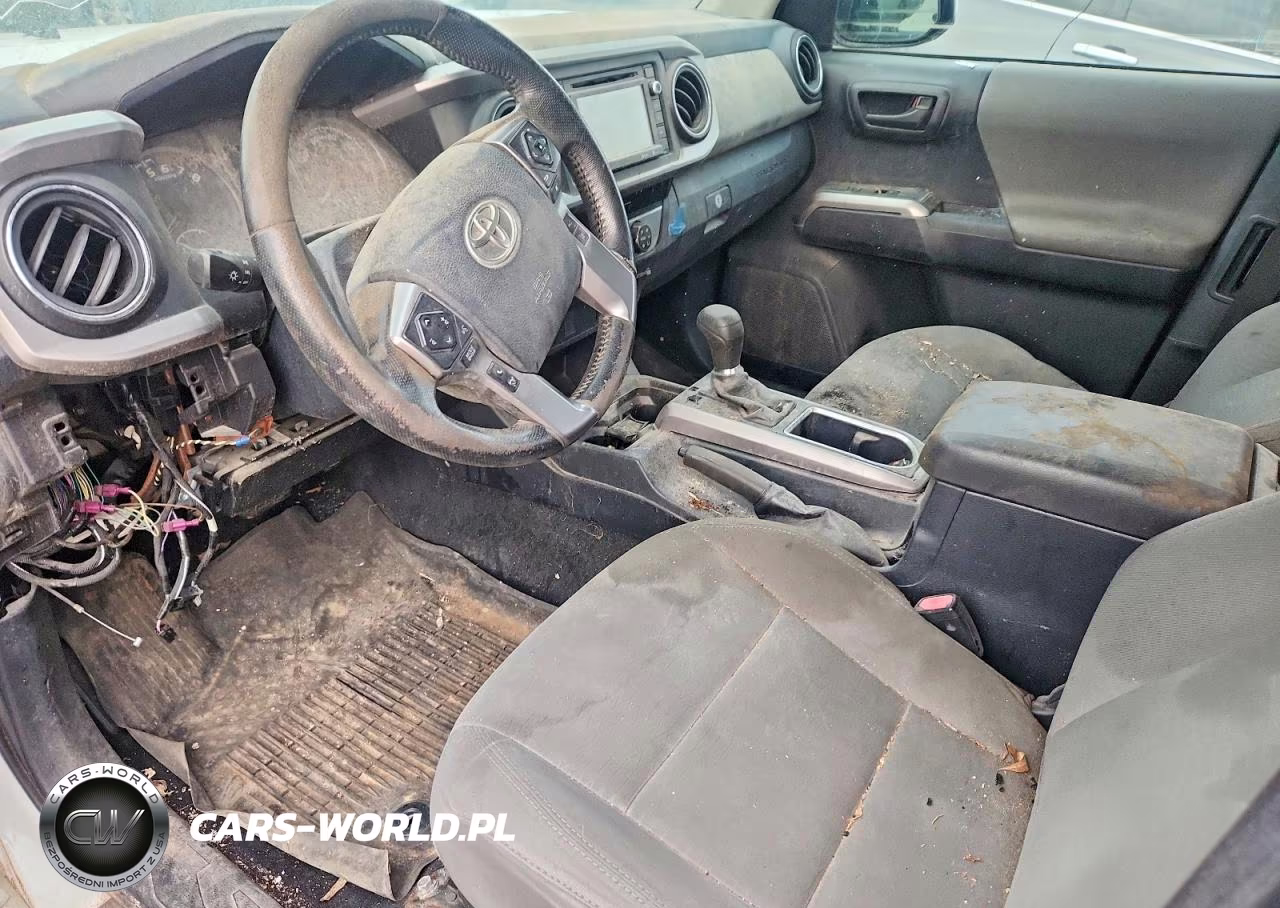 2018 Toyota Tacoma Sr5 VIN:5TFRX5GNXJX120995 - 8