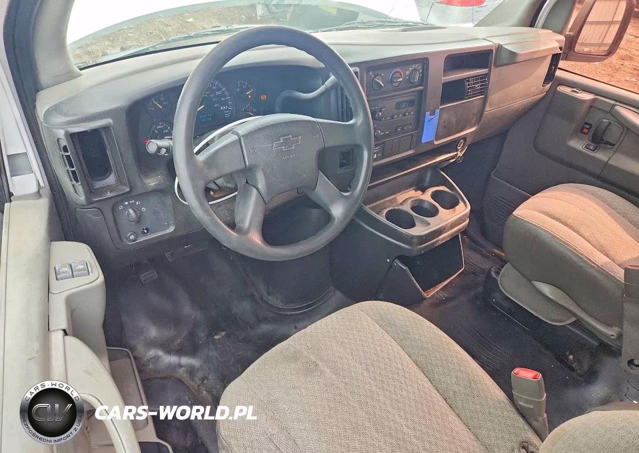 2005 Chevrolet Express G3500 VIN:1GCHG35V951151201 - 8