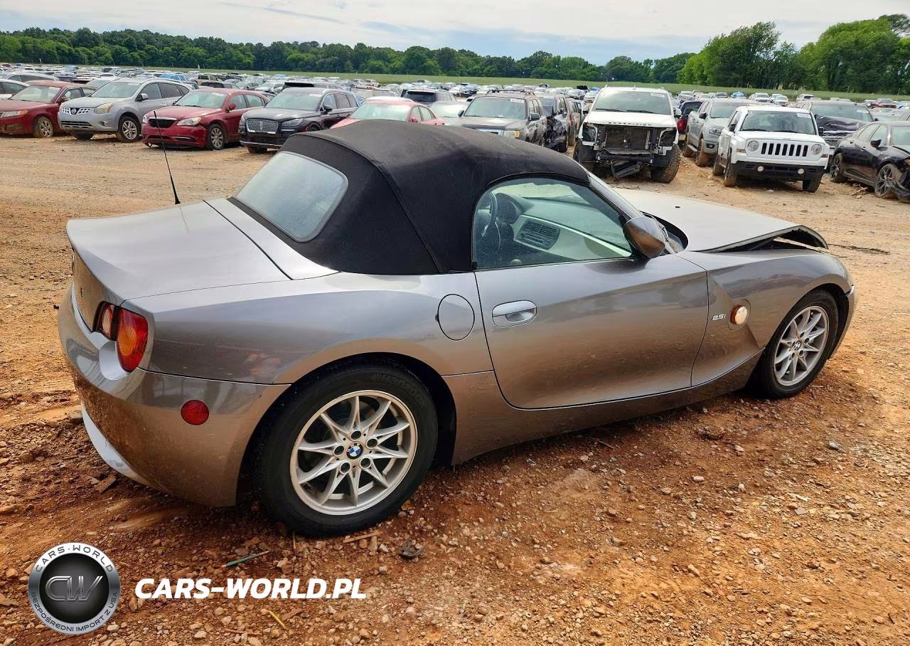 2003 BMW Z4 2.5 VIN:4USBT33453LS41033 - 3