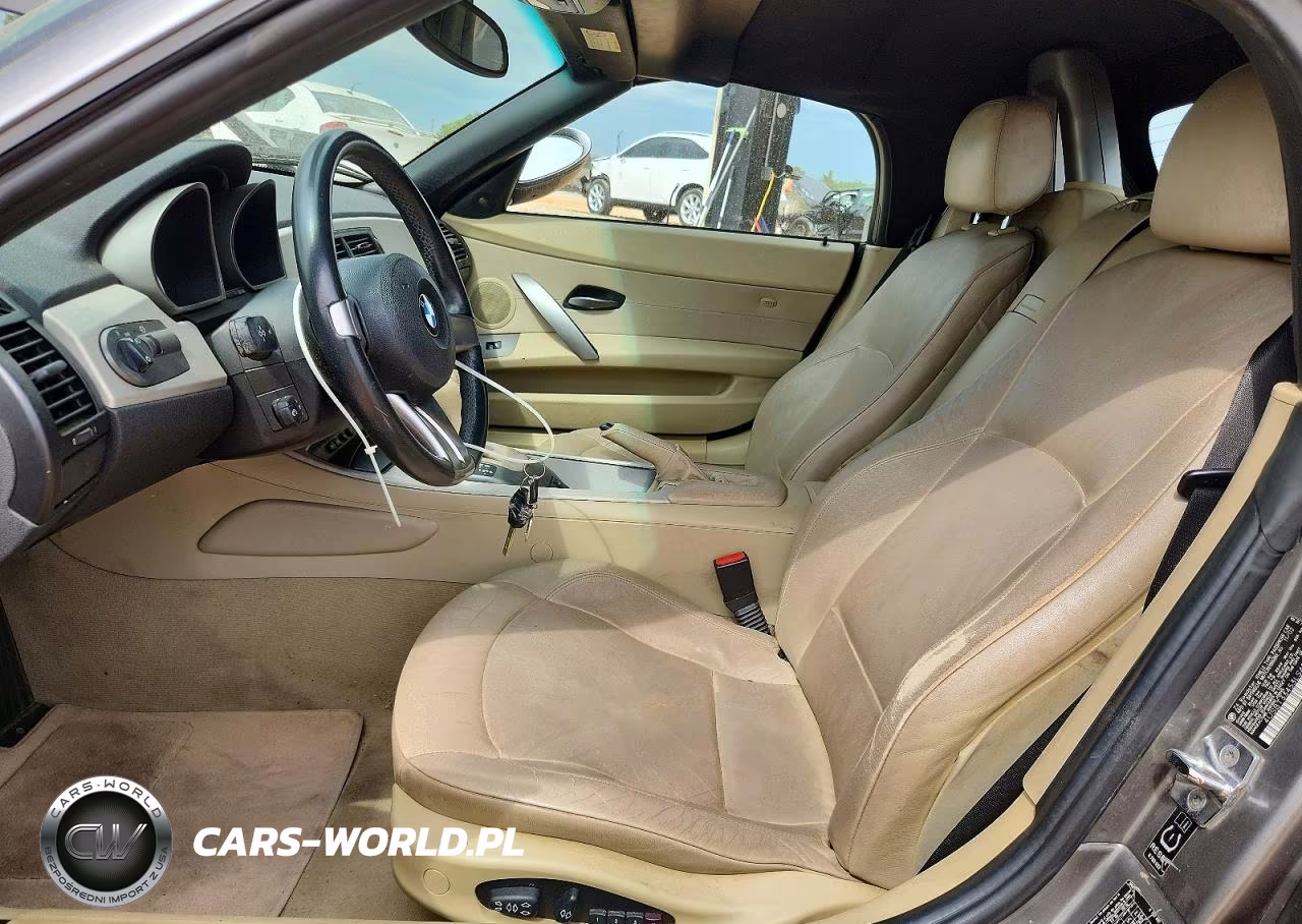 2003 BMW Z4 2.5 VIN:4USBT33453LS41033 - 7