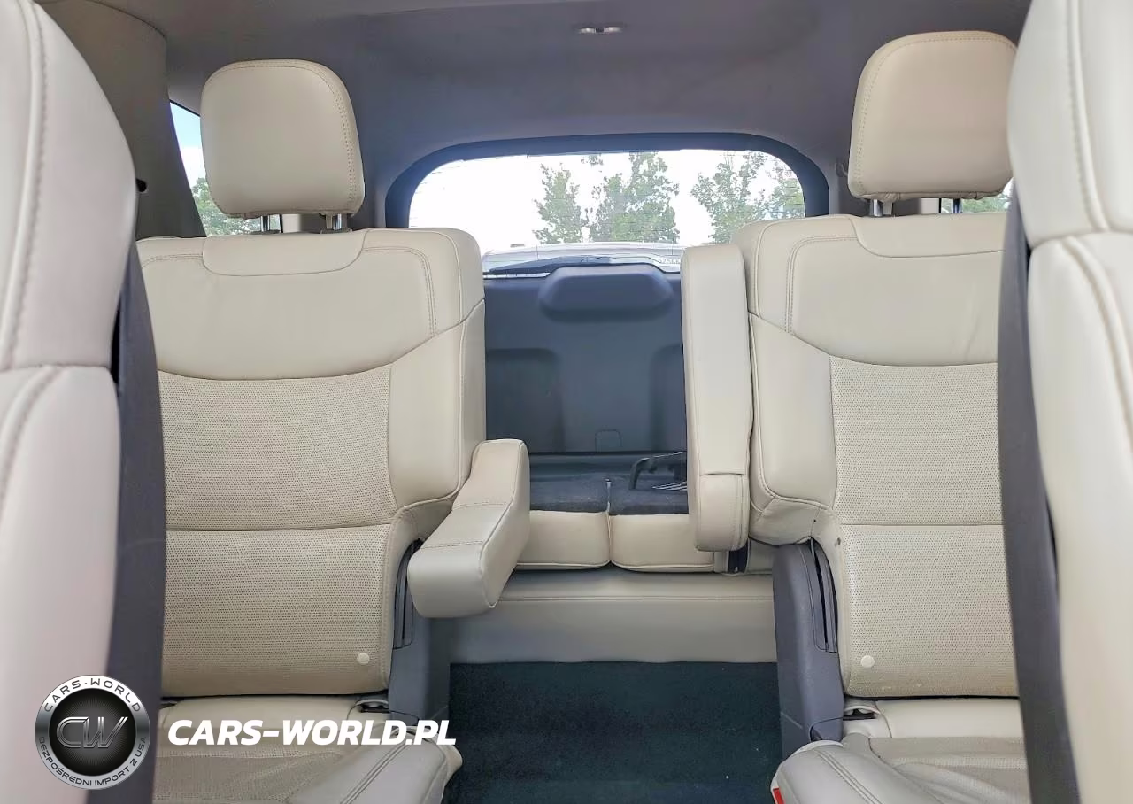 2020 Ford Explorer Platinum VIN:1FM5K8HC2LGA07097 - 10