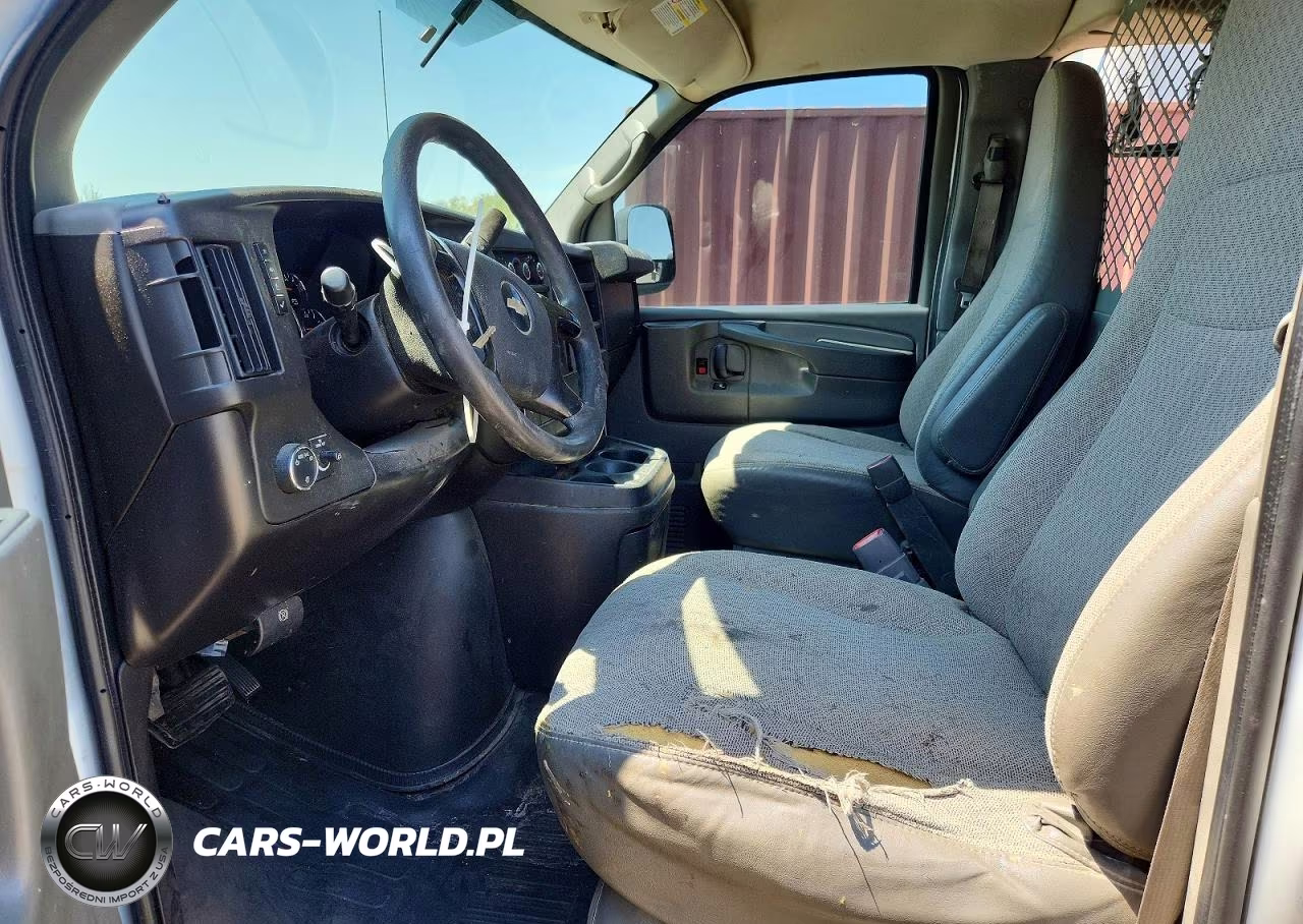 2010 Chevrolet Express G2500 VIN:1GCZGFBA7A1119932 - 7
