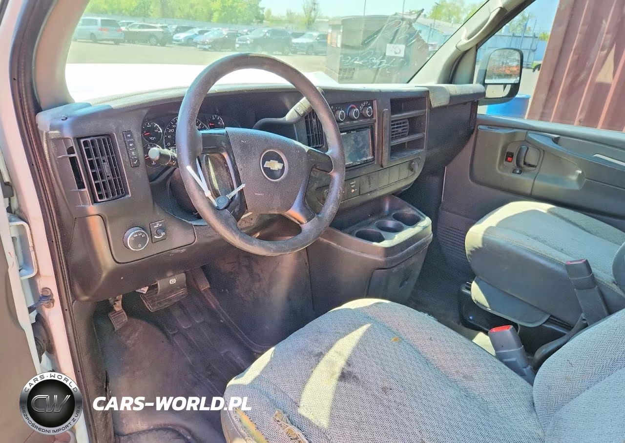 2010 Chevrolet Express G2500 VIN:1GCZGFBA7A1119932 - 8