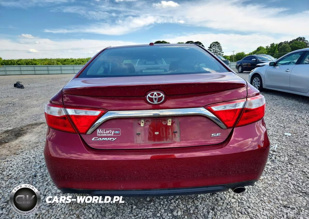 2016 Toyota Camry Se VIN:4T1BF1FK2GU580243 - 6
