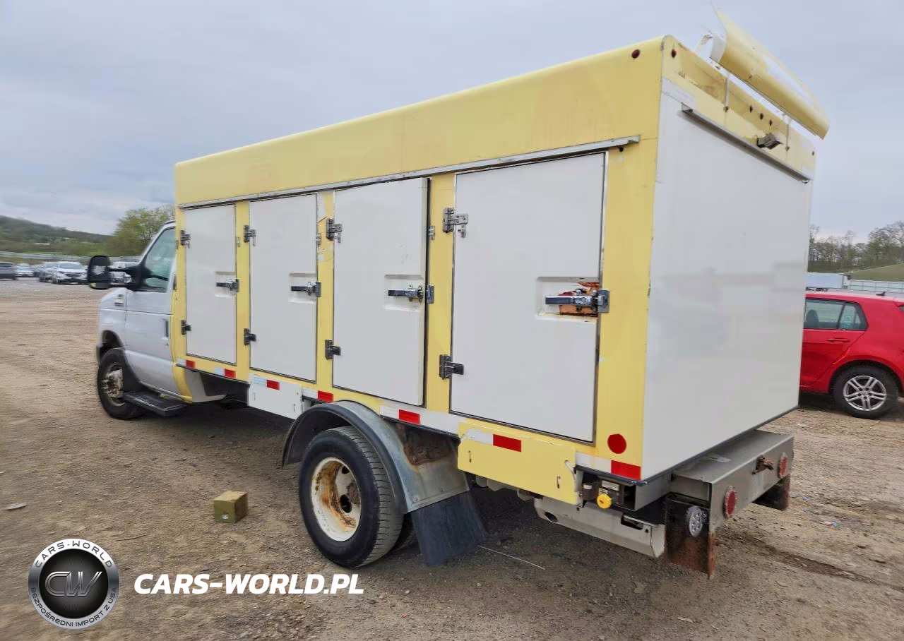 2018 Ford Econoline E450 Super Duty Cutaway Van VIN:1FDXE4FS7JDC18930 - 2
