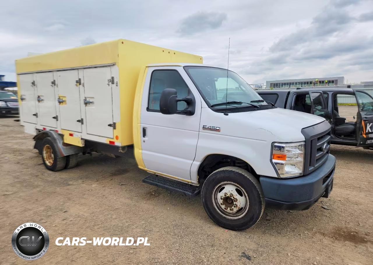 2018 Ford Econoline E450 Super Duty Cutaway Van VIN:1FDXE4FS7JDC18930 - 4