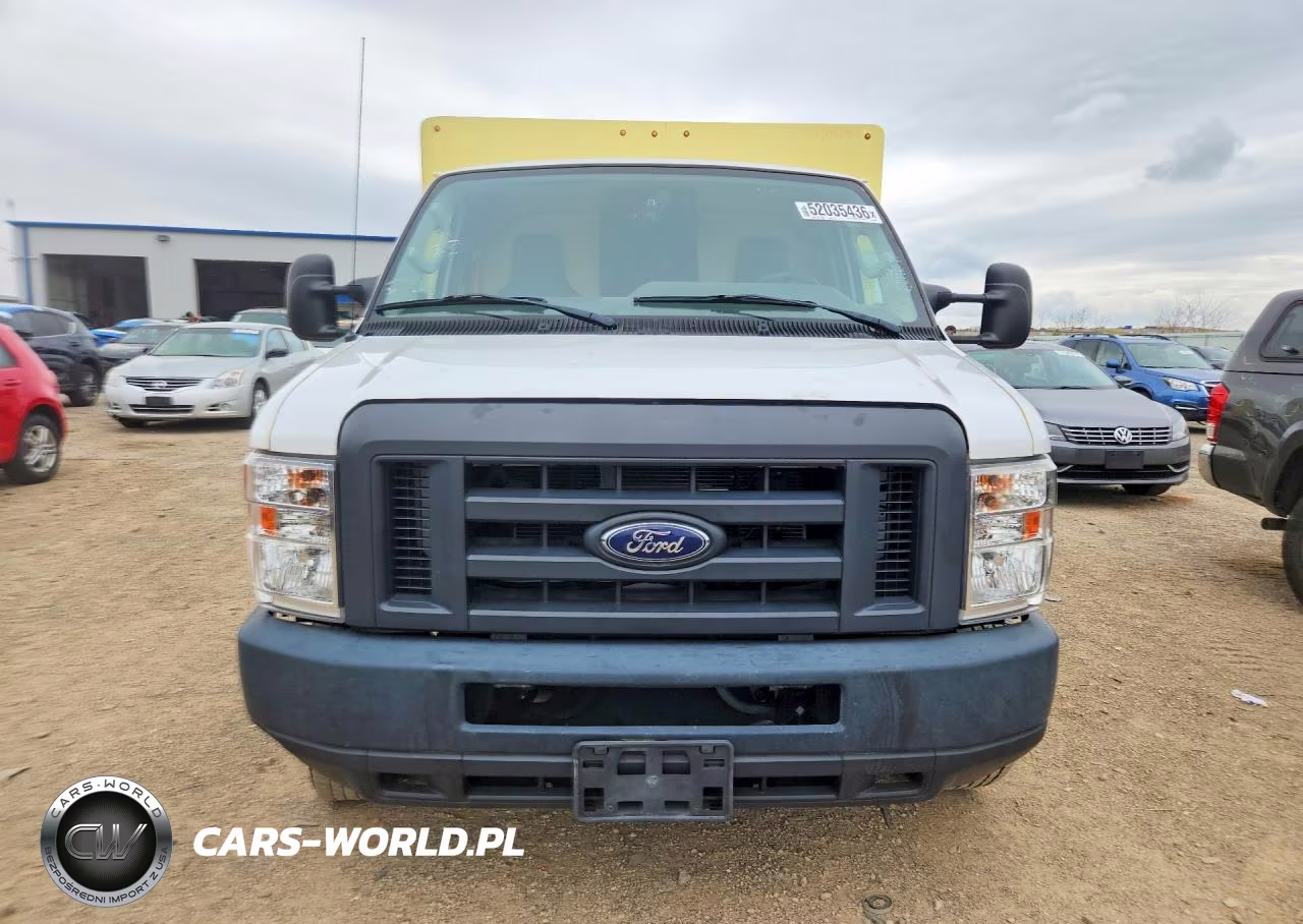 2018 Ford Econoline E450 Super Duty Cutaway Van VIN:1FDXE4FS7JDC18930 - 5