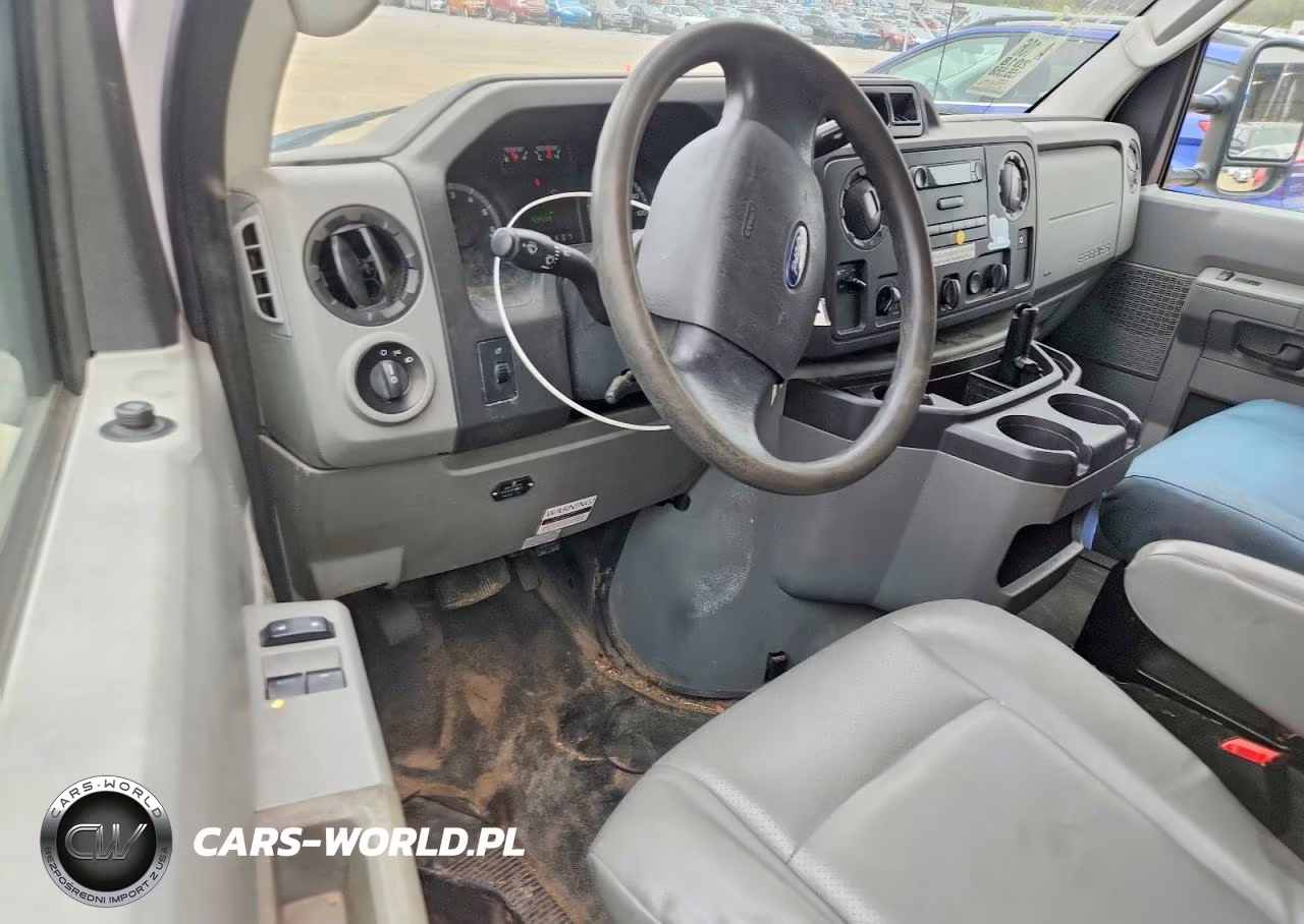 2018 Ford Econoline E450 Super Duty Cutaway Van VIN:1FDXE4FS7JDC18930 - 8