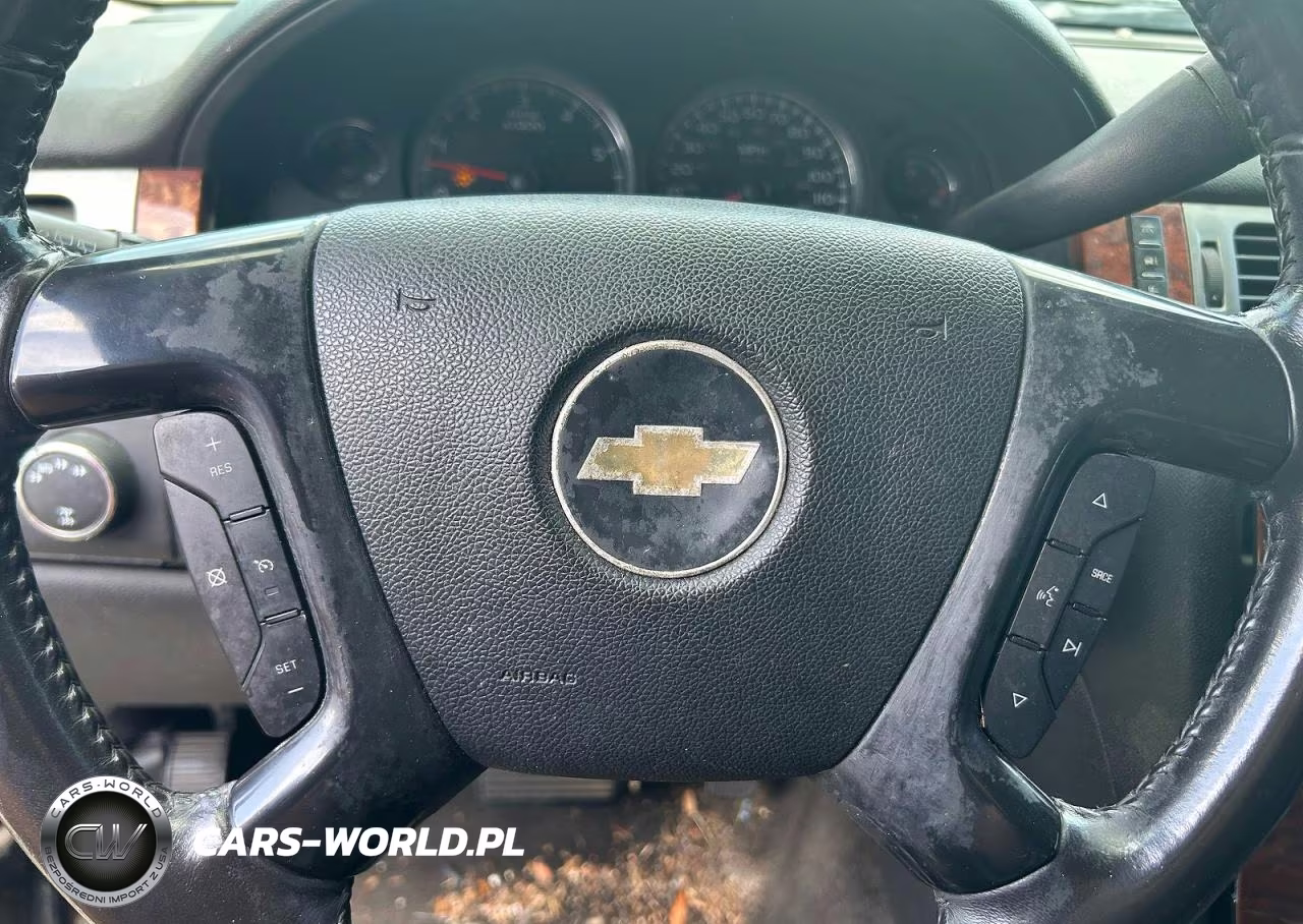 2007 Chevrolet Tahoe K1500 VIN:1GNFK13057J391082 - 13