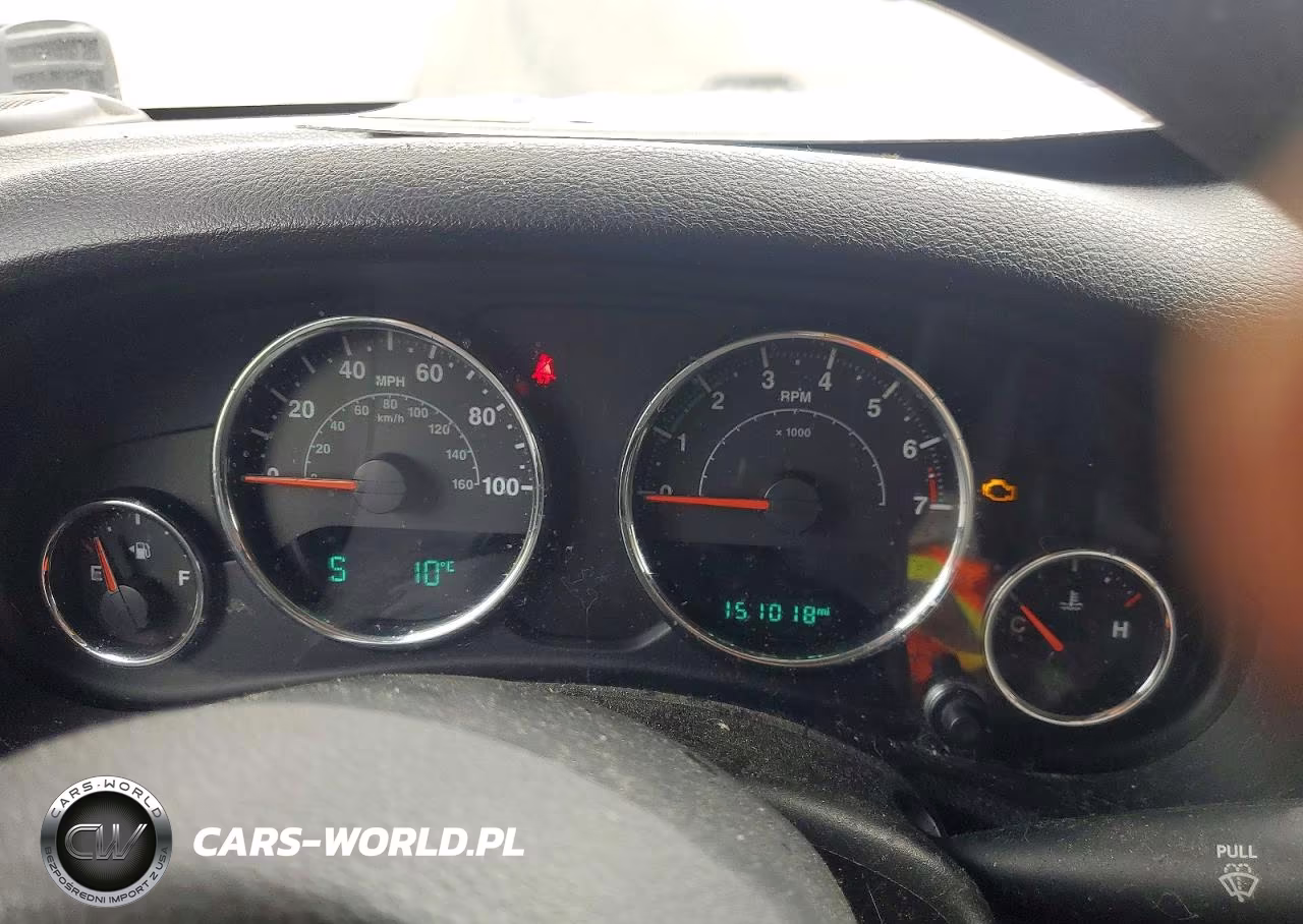2015 Jeep Wrangler Unlimited Sport VIN:1C4BJWDG7FL703134 - 9