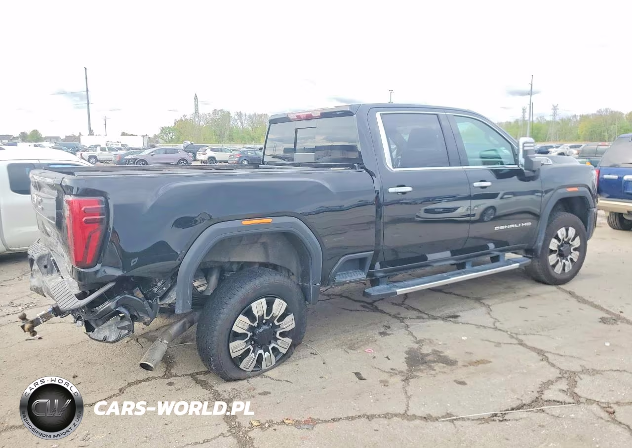 2025 GMC Sierra K2500 Denali VIN:1GT4URE78SF260453 - 3