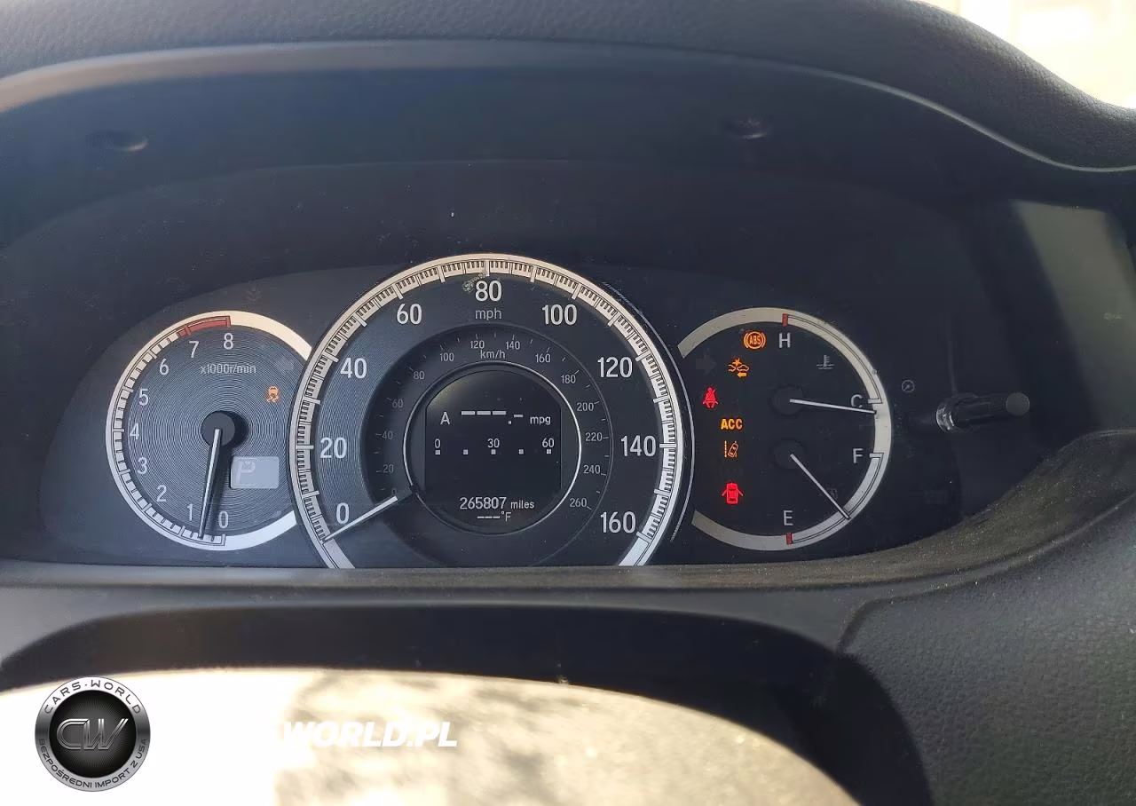 2017 Honda Accord Touring VIN:1HGCR3F91HA005032 - 9
