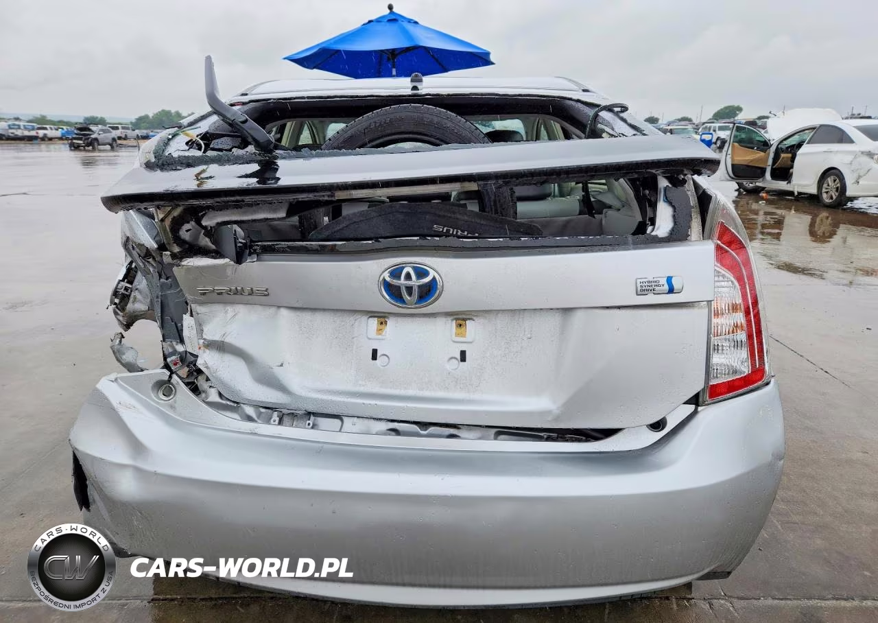 2013 Toyota Prius VIN:JTDKN3DU2D5566887 - 6
