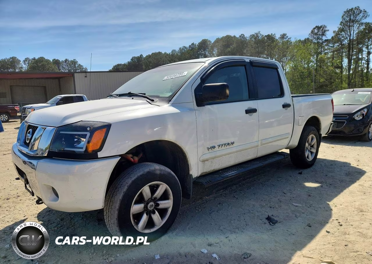 2011 Nissan Titan Sv