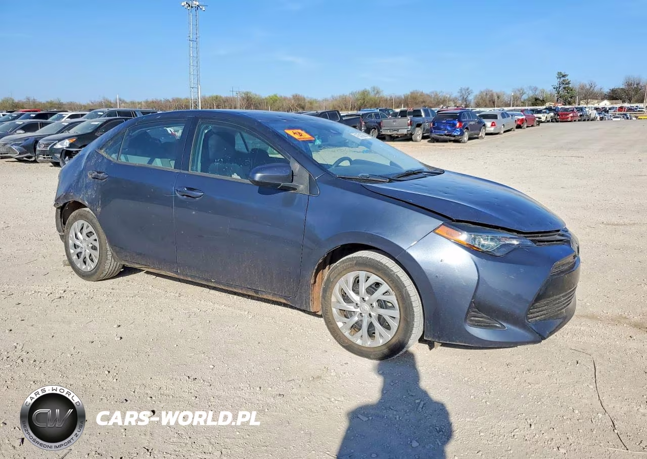 2019 Toyota Corolla Le VIN:5YFBURHE5KP907207 - 4