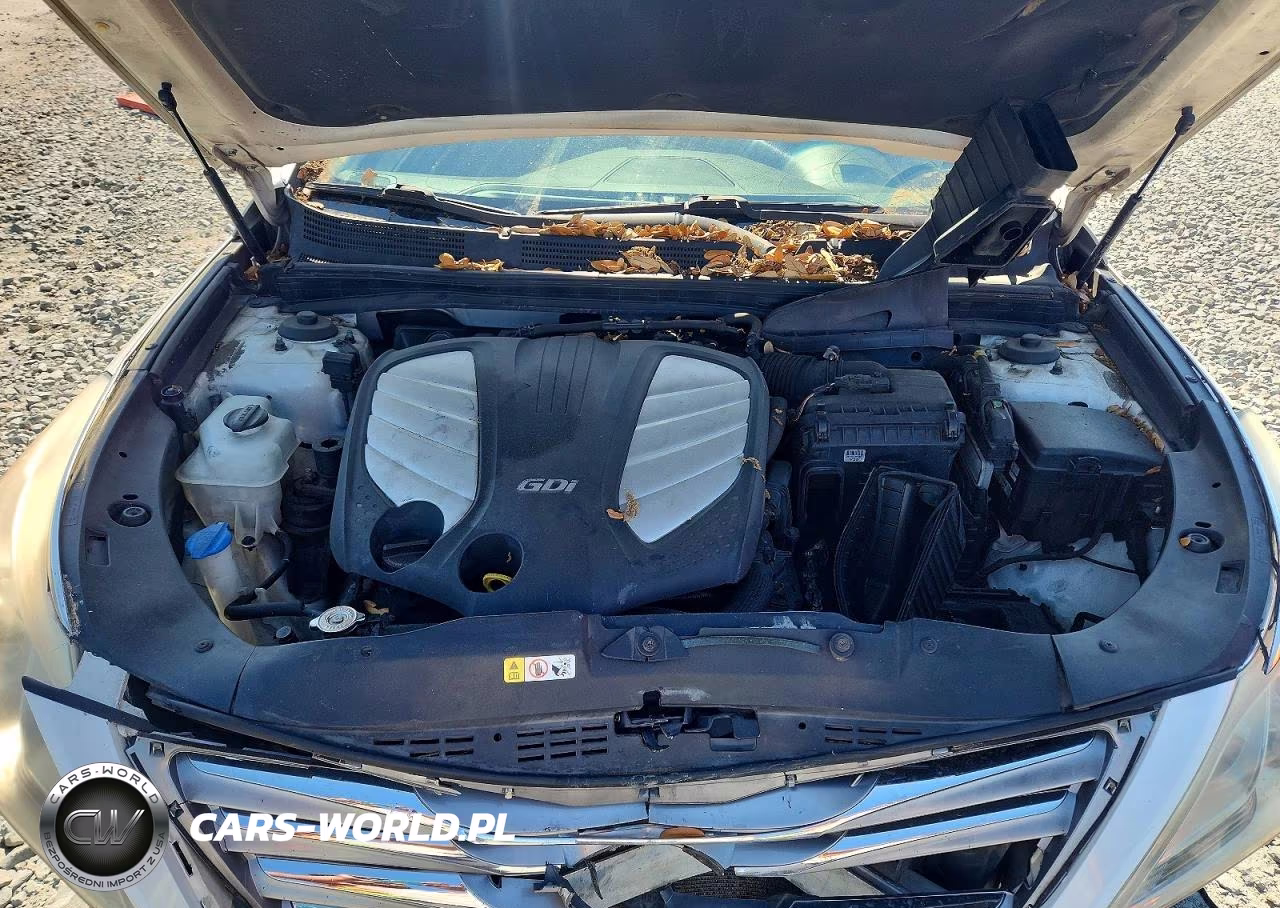 2012 Hyundai Azera Base VIN:KMHFG4JG1CA150427 - 11