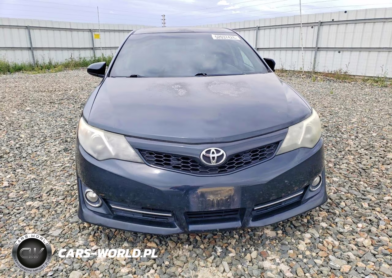 2014 Toyota Camry Se Sport VIN:4T1BF1FK7EU757561 - 5