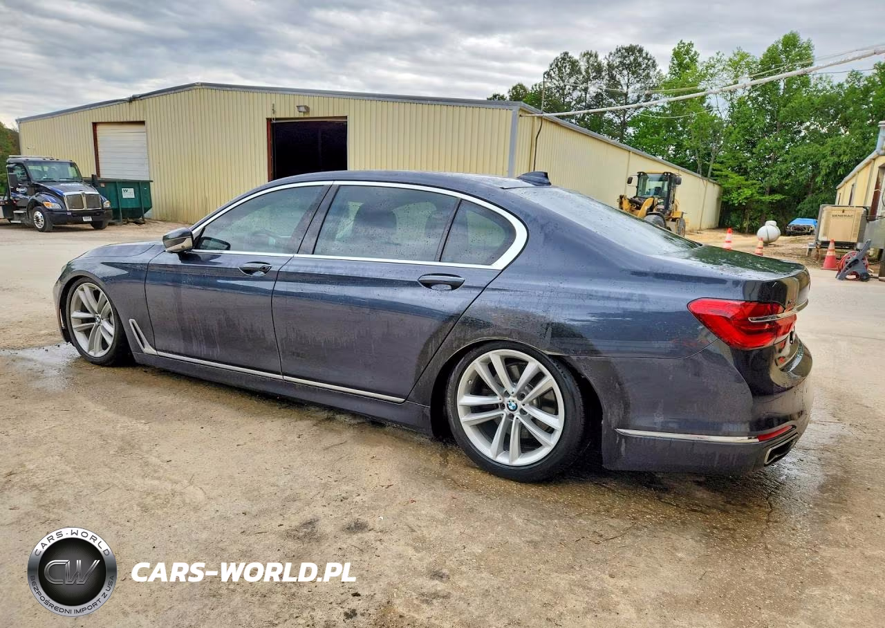 2017 BMW 750 Xi VIN:WBA7F2C5XHG421725 - 2