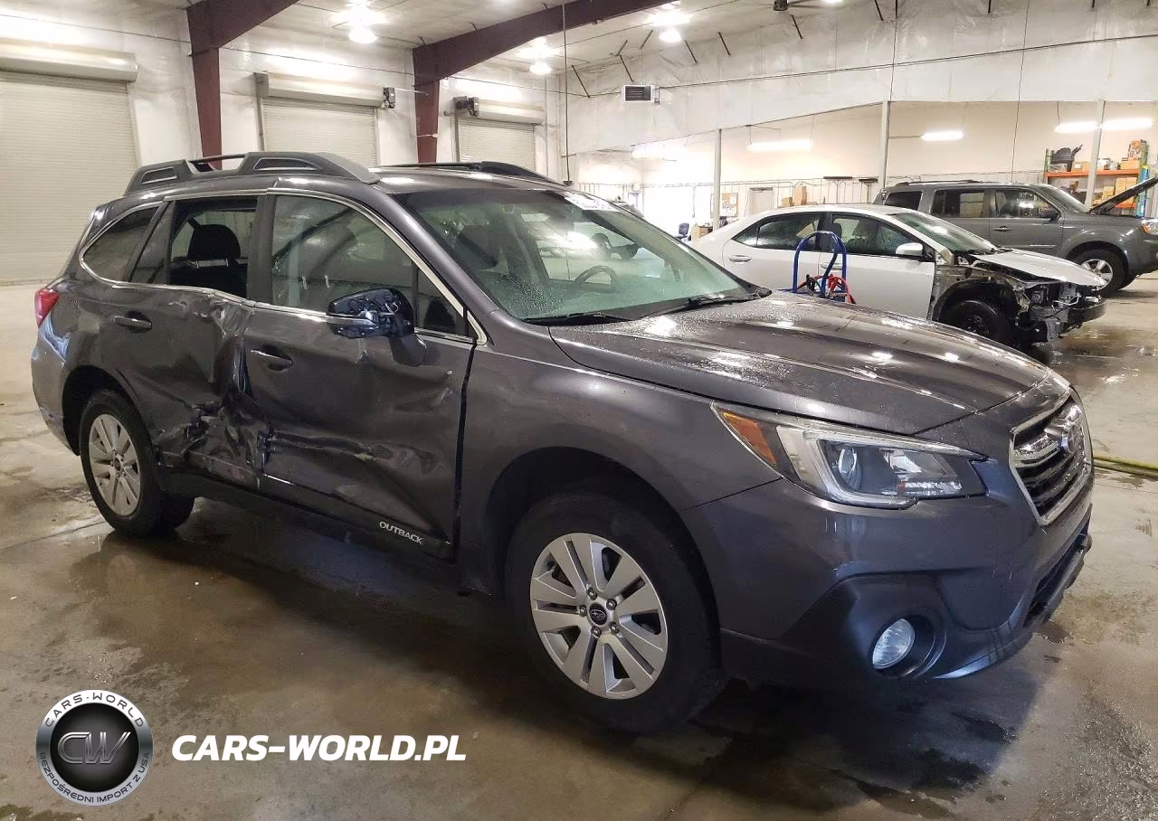 2019 Subaru Outback 2.5I Premium VIN:4S4BSAFCXK3377829 - 4