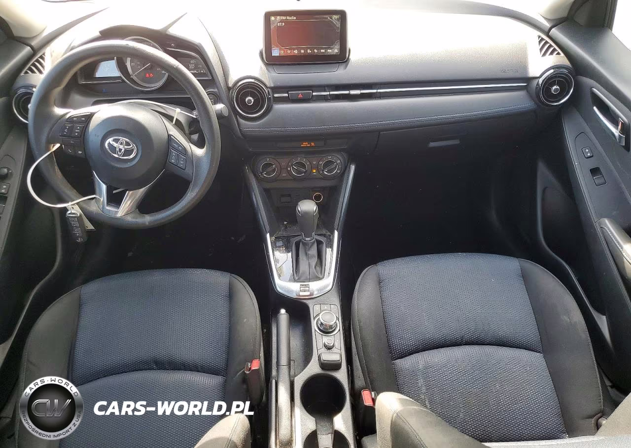 2017 Toyota Yaris Ia Base VIN:3MYDLBYV6HY176204 - 8
