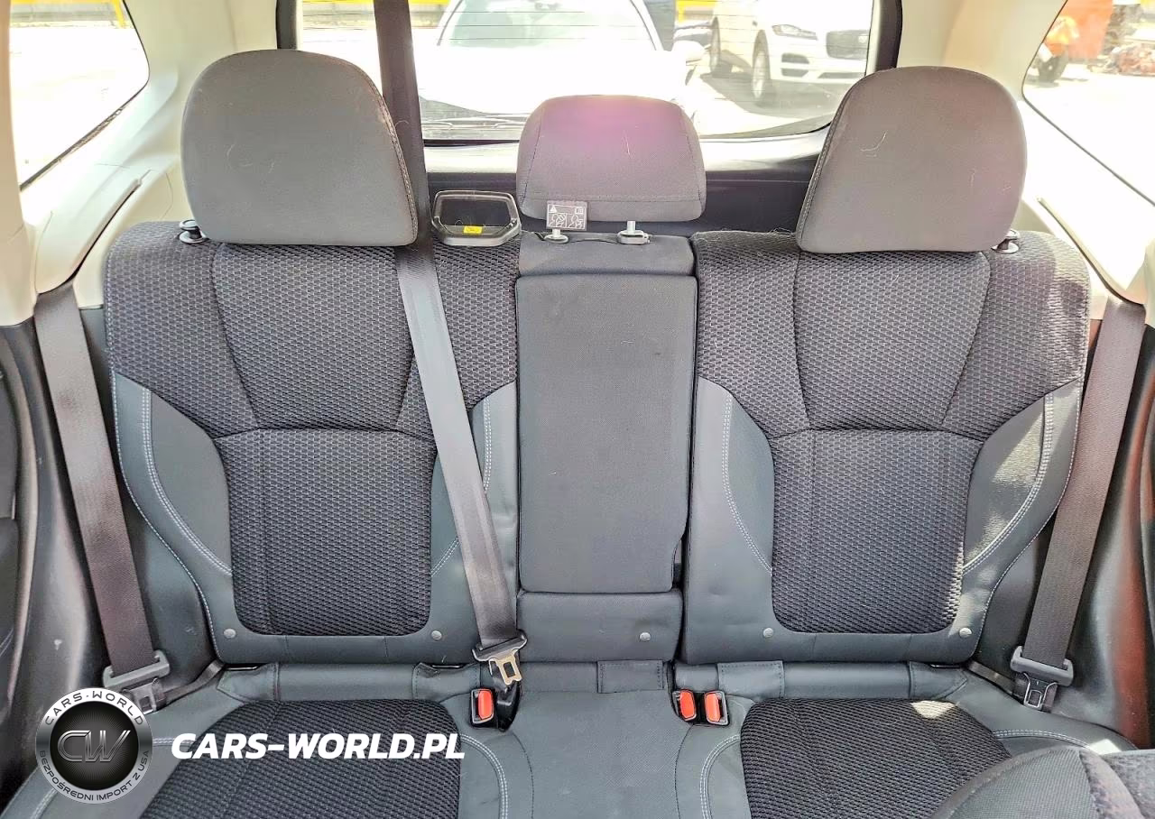 2021 Subaru Forester Premium VIN:JF2SKAFC5MH565296 - 10
