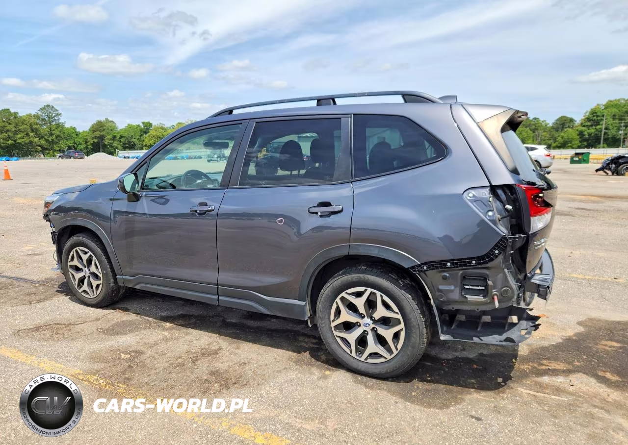 2021 Subaru Forester Premium VIN:JF2SKAFC5MH565296 - 2