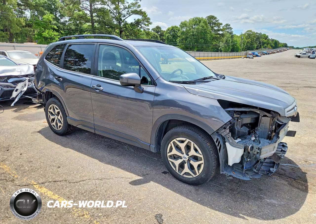 2021 Subaru Forester Premium VIN:JF2SKAFC5MH565296 - 4