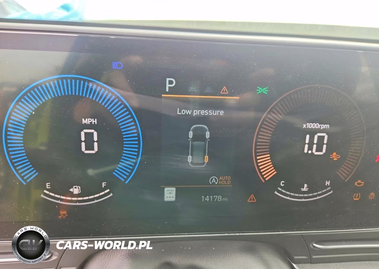 2025 Hyundai Kona Se VIN:KM8HA3AB7SU187570 - 9