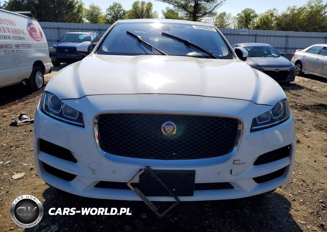 2019 Jaguar F-Pace VIN:SADCS2FX3KA602139 - 5