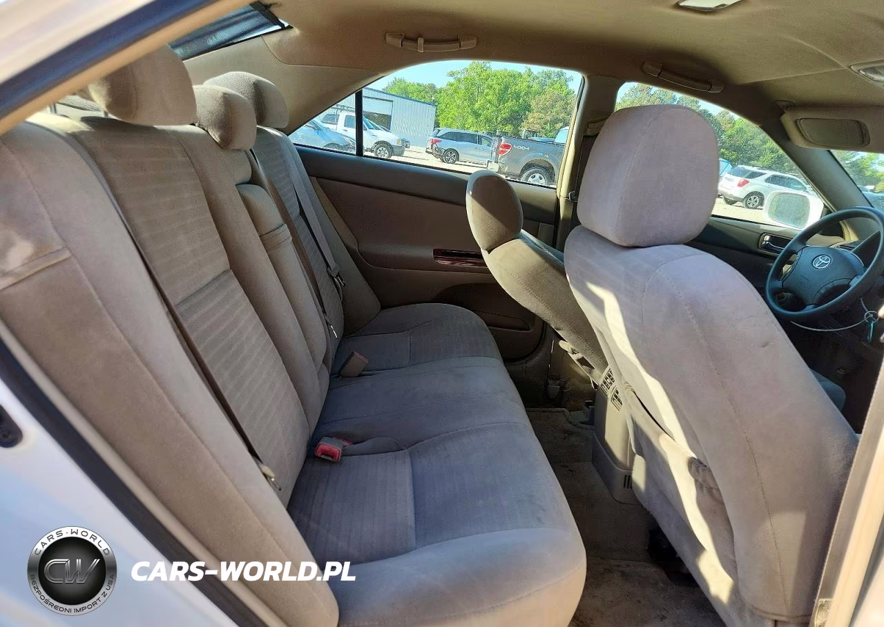 2005 Toyota Camry Xle VIN:4T1BE32K95U569015 - 10