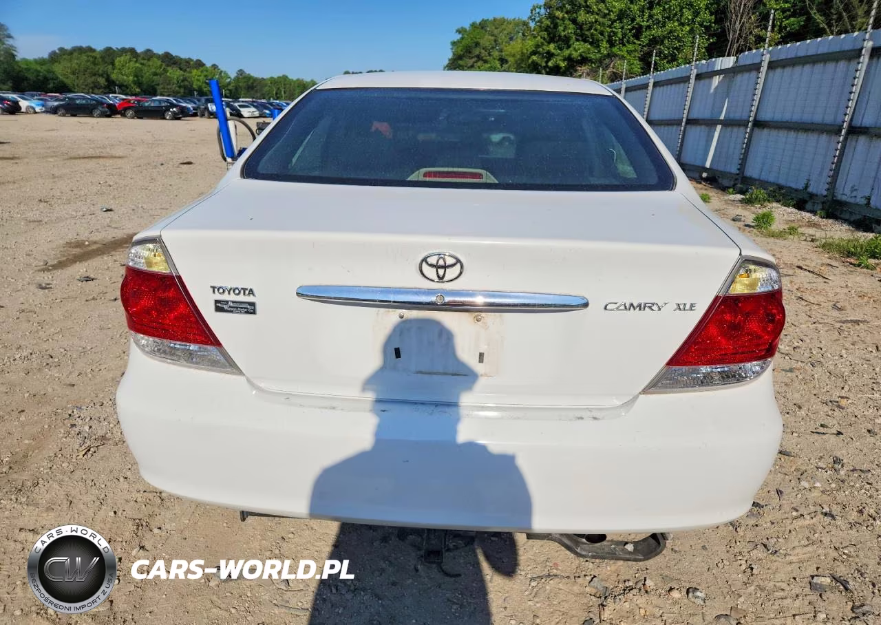 2005 Toyota Camry Xle VIN:4T1BE32K95U569015 - 6