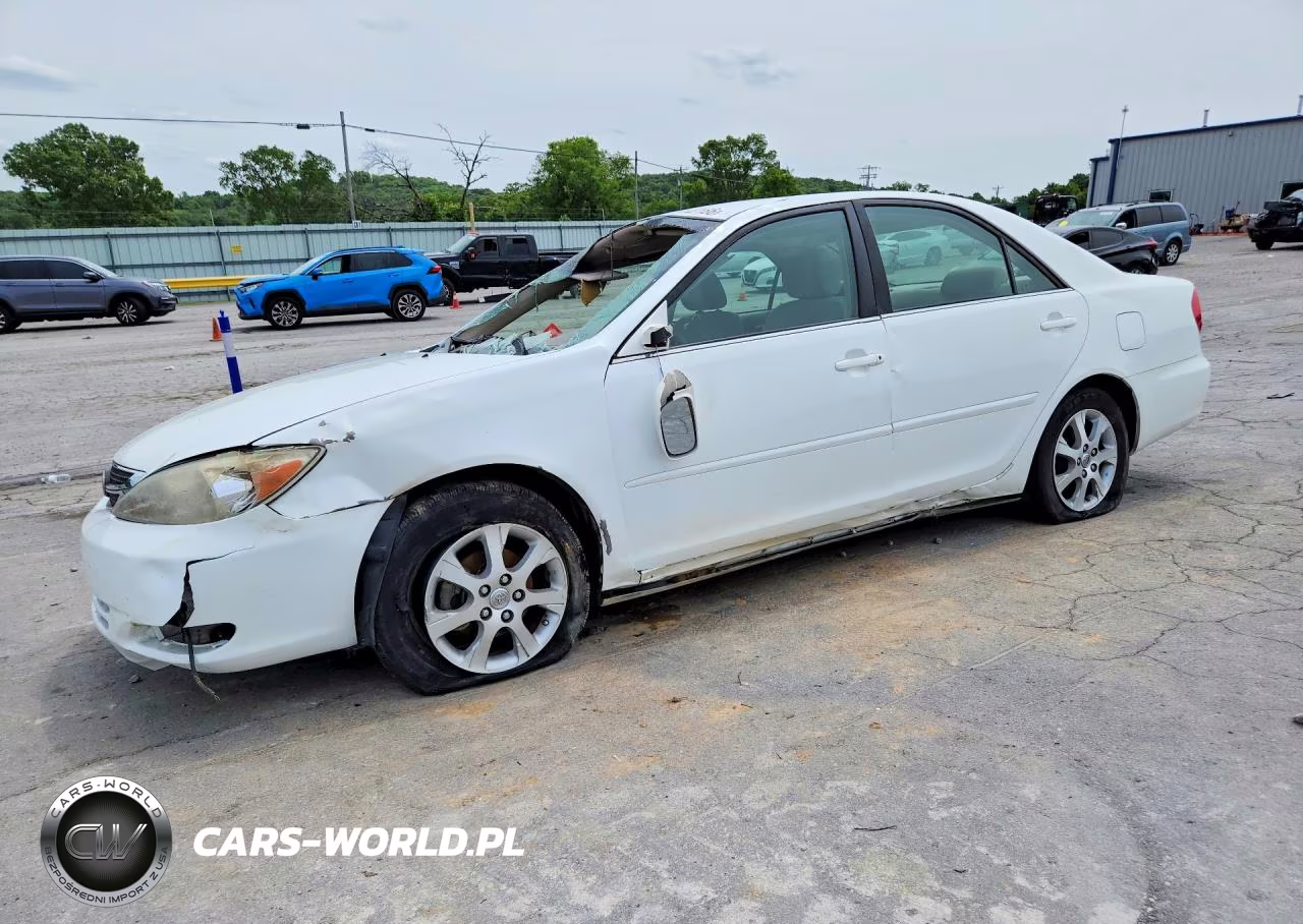 2004 Toyota Camry Le