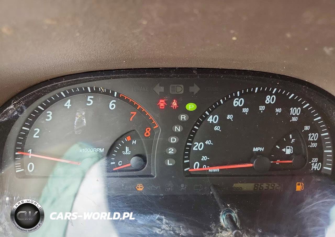2004 Toyota Camry Le VIN:JTDBE32K640265165 - 9